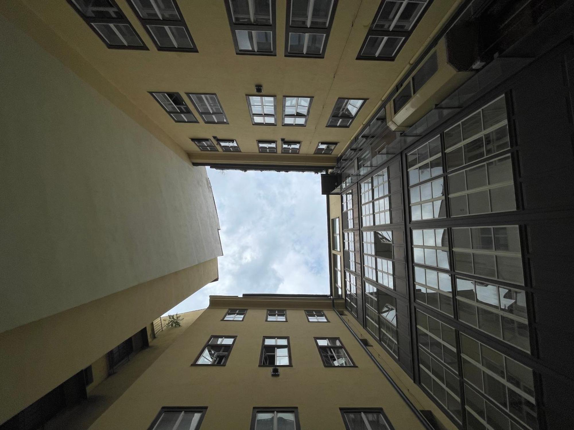 Grand Viceroy Apartments - Gothic Tower View ปราก ภายนอก รูปภาพ